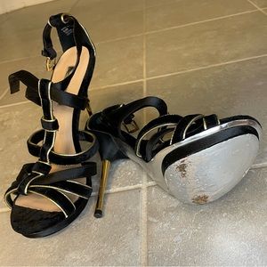 H by Halsyon, 8 1/2M, black and gold